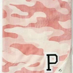 VS PINK SHERPA BLANKET